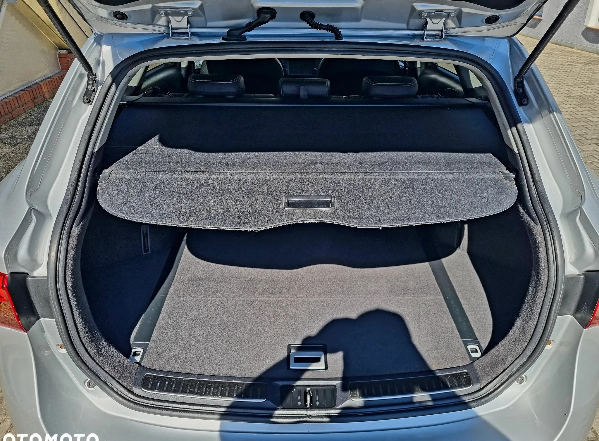 Toyota Avensis cena 65900 przebieg: 139000, rok produkcji 2018 z Legionowo małe 277